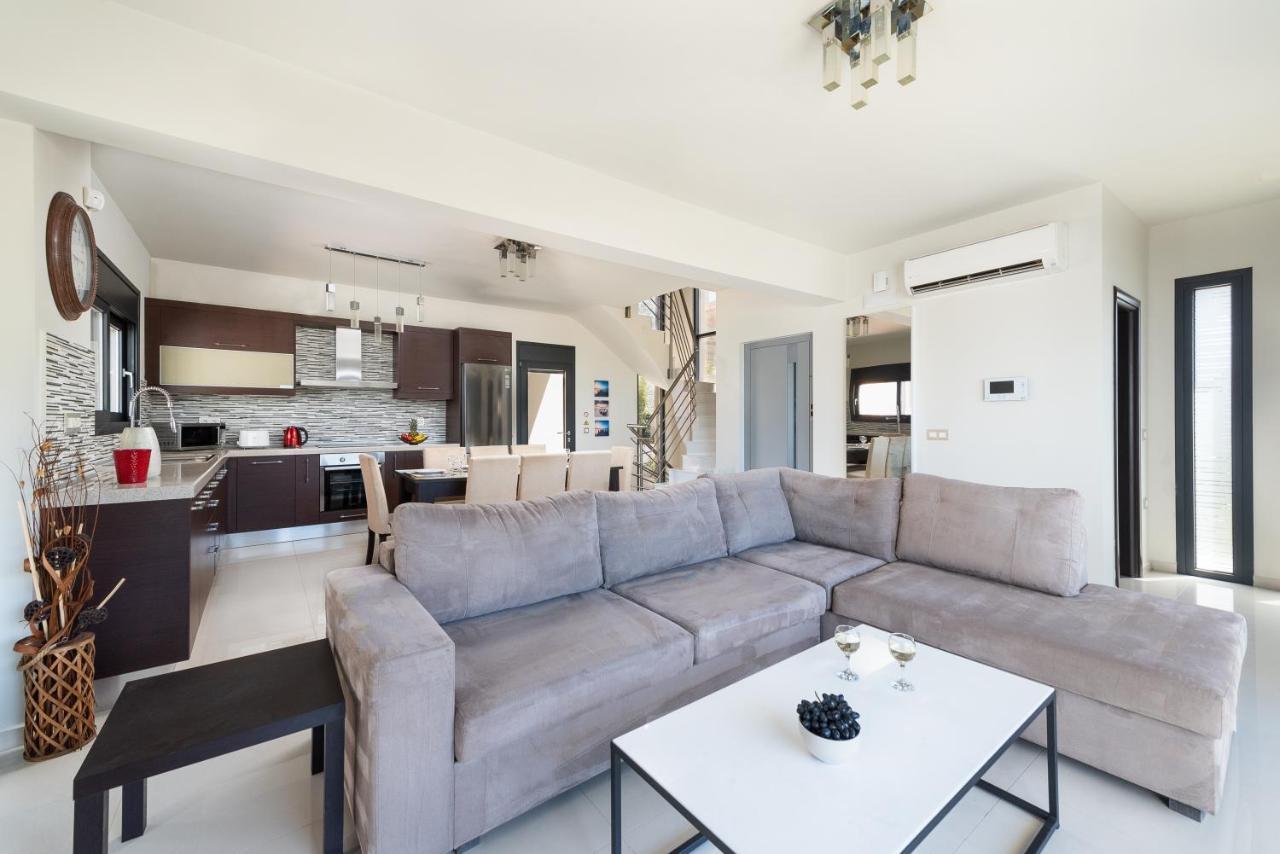 Ixia Breeze 3 Villa Екстериор снимка